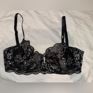Victoria Secret 38DD Lace Bra Black w/ Silver NWT